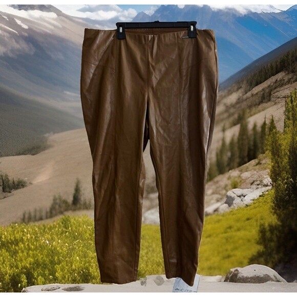 MARC NEW YORK Women’s Sz 2X Faux leather‎ brown  Pull On High Rise pants Preppy - Picture 1 of 6